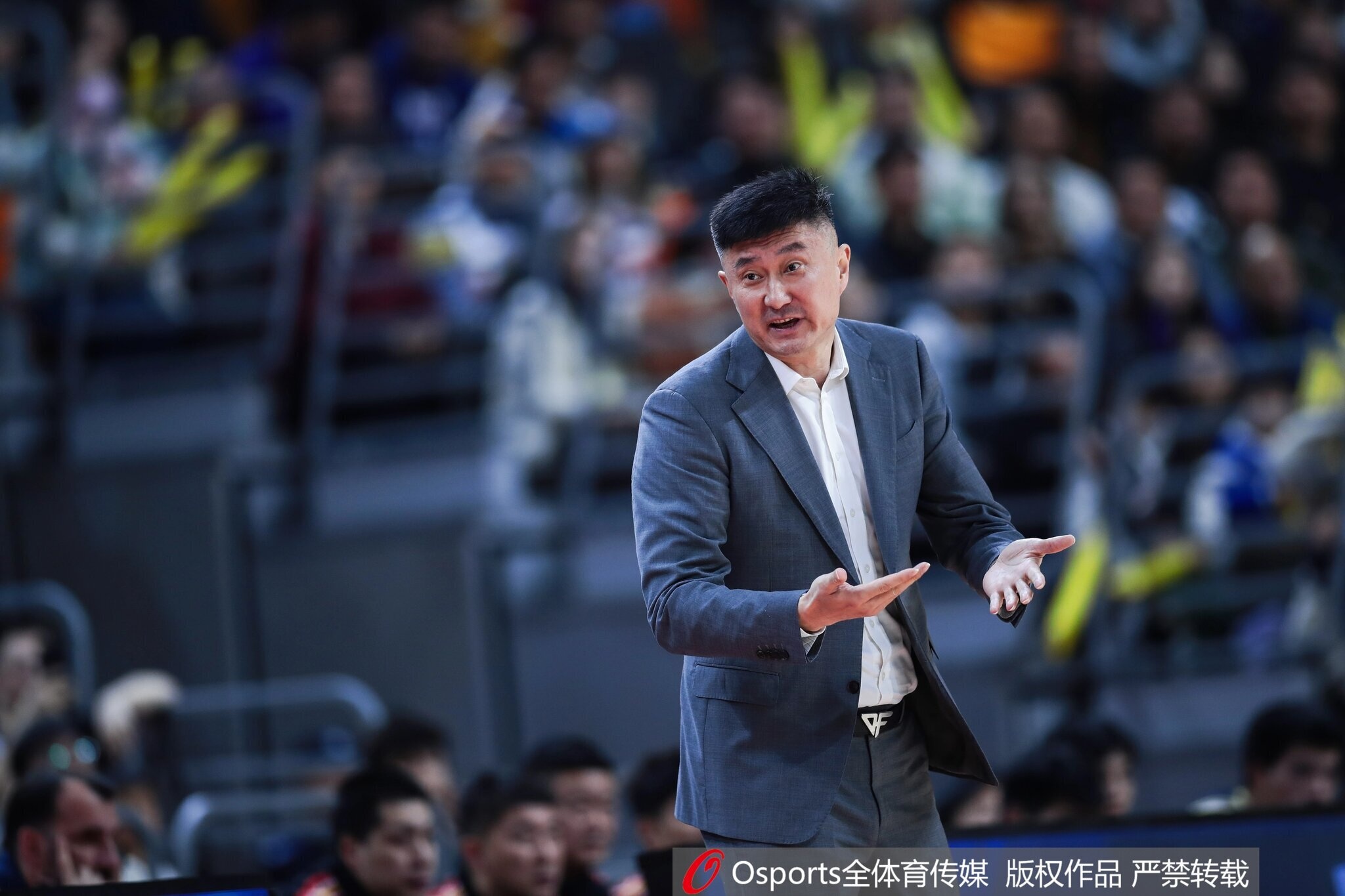bob半岛体育官网-媒体人：上海隐然广东头号苦主 锋线差距实在大 广东得升级前场